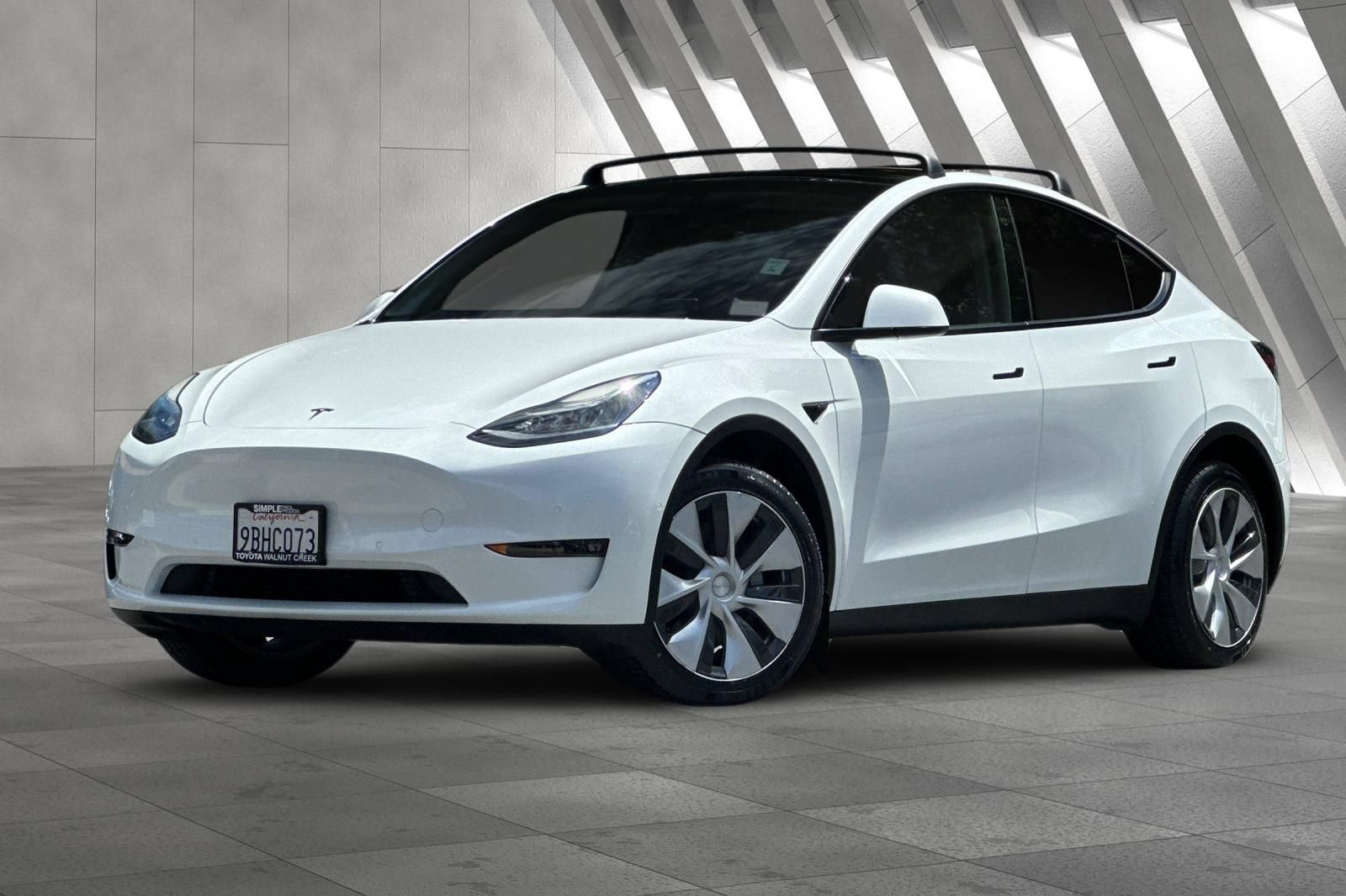 tesla model y 2022 7SAYGDEE2NF435401 image tesla model y 2022 7SAYGDEE2NF435401 image
